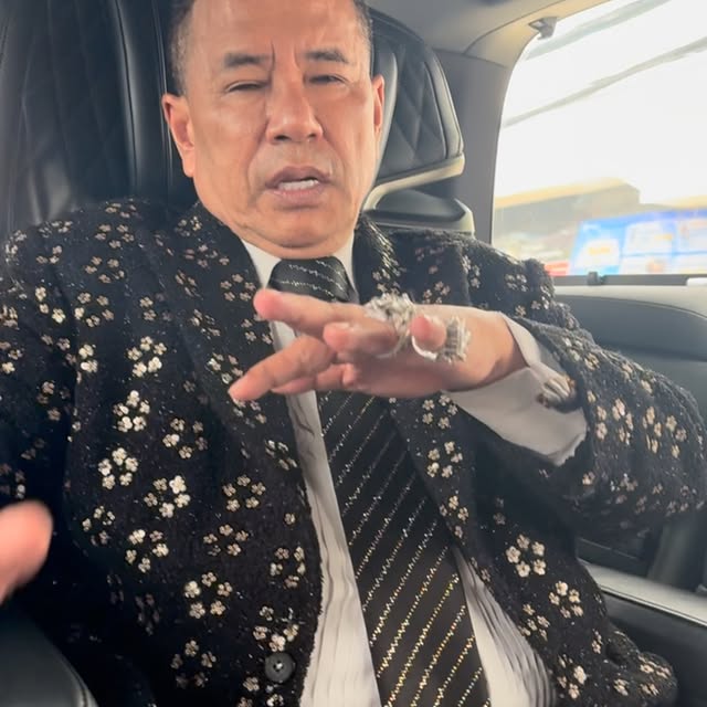 Post by hotmanparisofficial