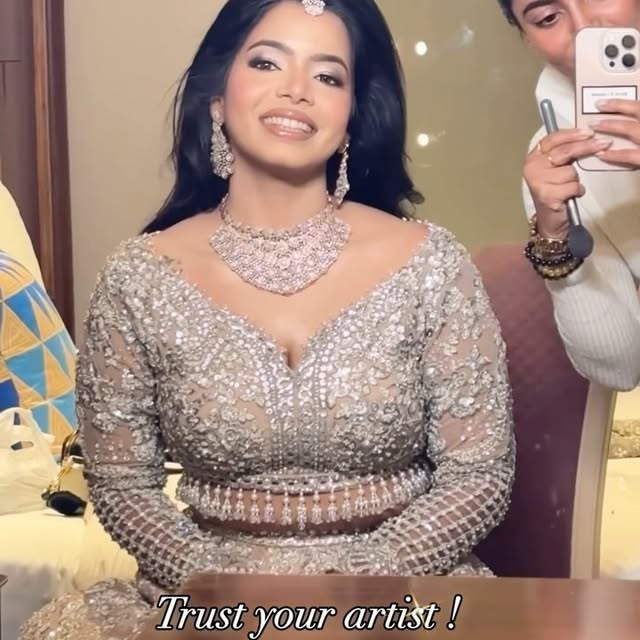 Post by forevergorgeousbypoojapal