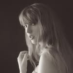 Taylor Swift's profile picture