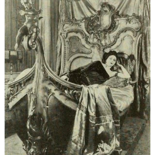 Post by thevampireswardrobe