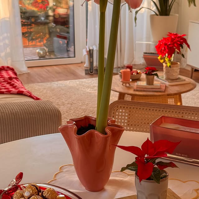 Post by interiorsari