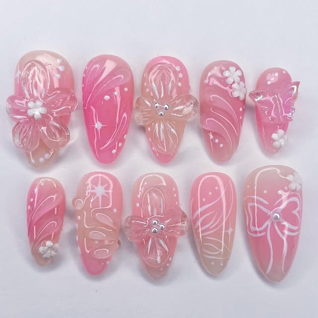 Post by nailsbynailah_