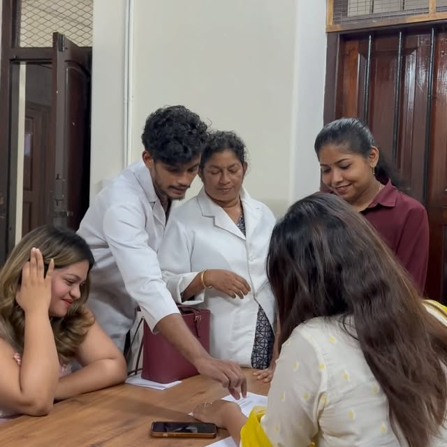 Post by keepitstylish_by_ammu