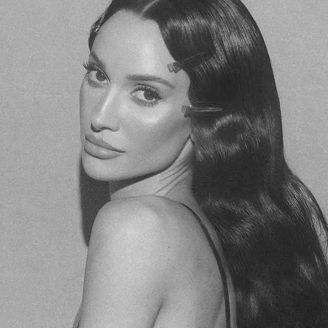 Post by roxienafousi