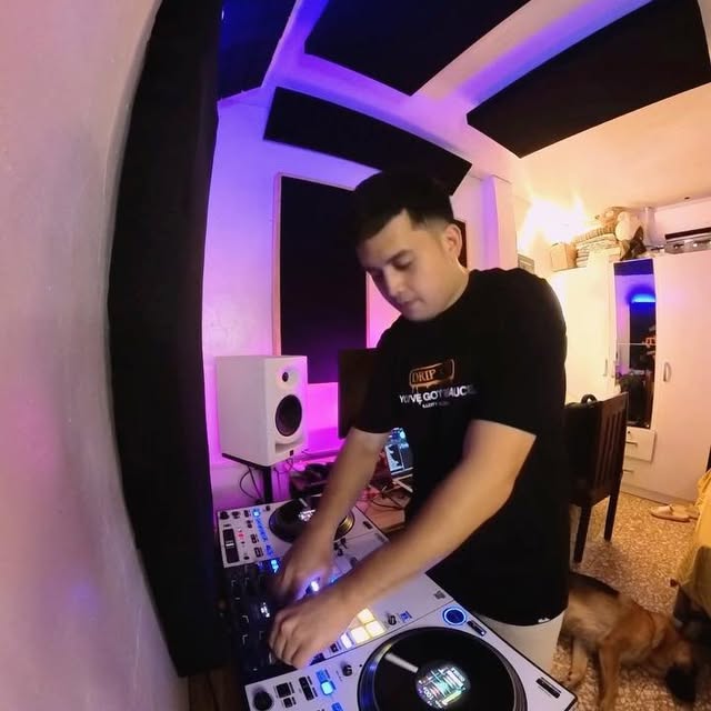 Post by prodbypocholo