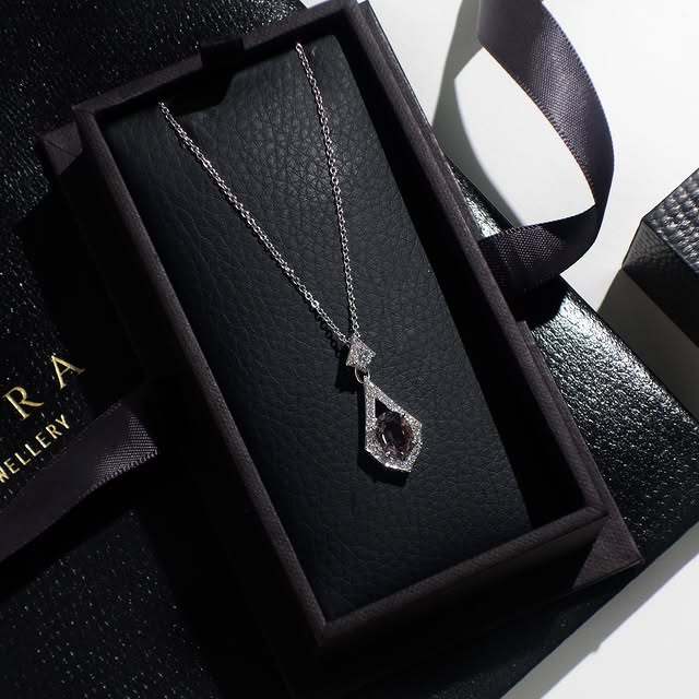 Post by zahira_fine_jewellery