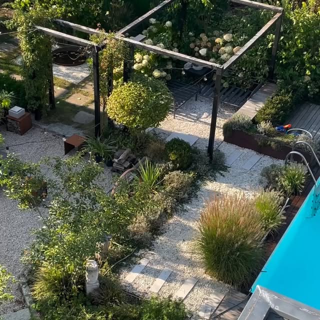 Post by hedge.garden.design.nursery