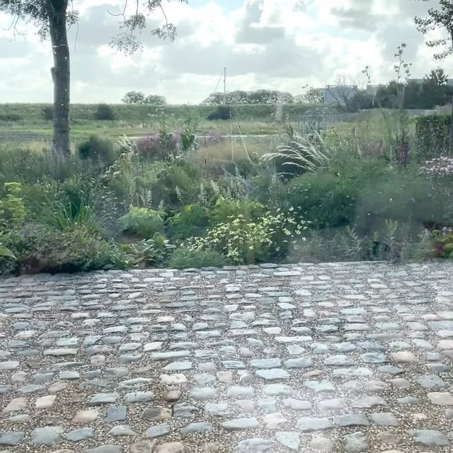 Post by studiolindalavoir