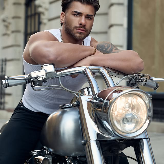 Post by santinobenamatiofficial