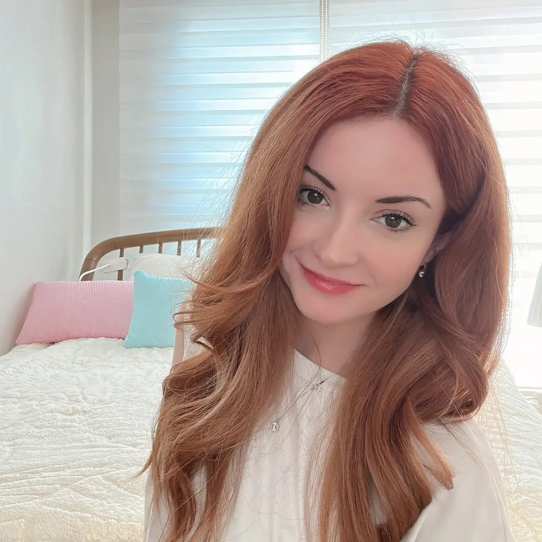 ellenstones | Living in Korea's profile picture