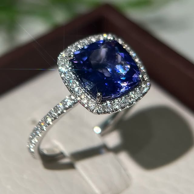 Post by zahira_fine_jewellery