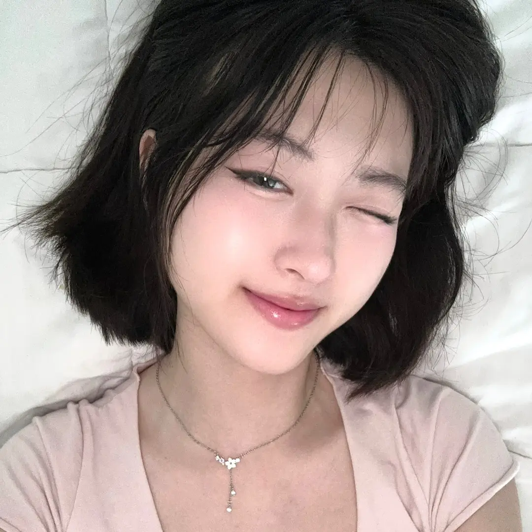 violet's profile picture