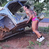 STRONGWOMANCRUSHING's profile picture