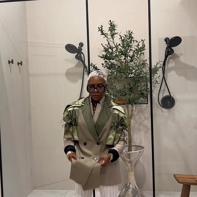 Post by _vanessaworld