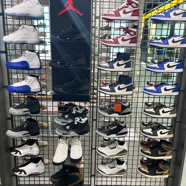 Post by instyleshoes1999