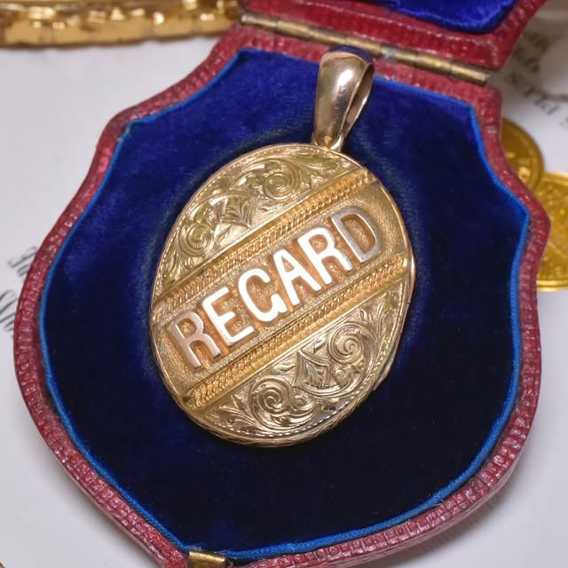 Post by graisonsfinejewellery