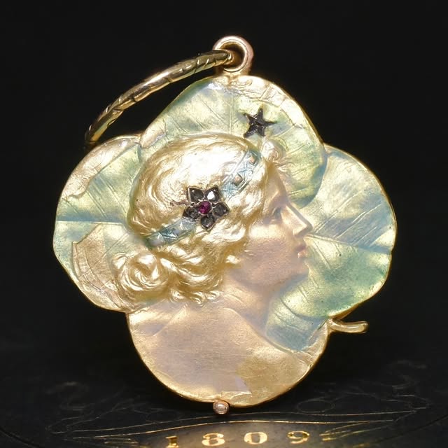 Post by graisonsfinejewellery