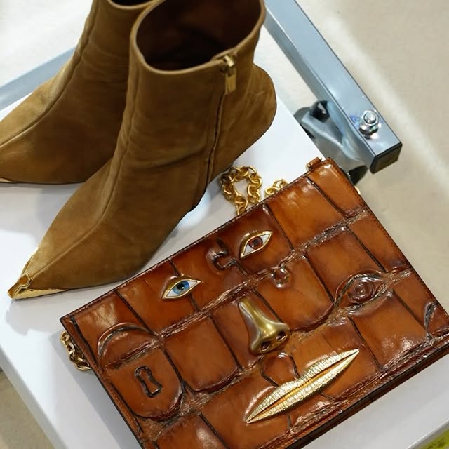 Post by schiaparelli