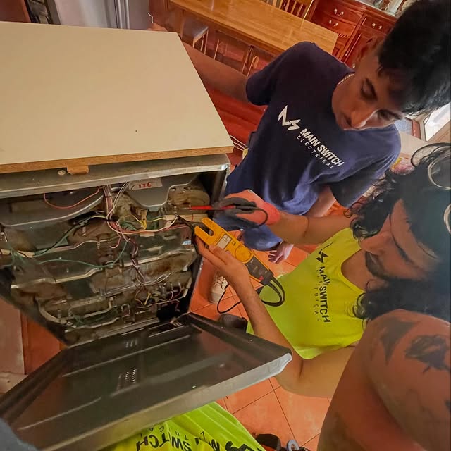 Post by mainswitchelectrical