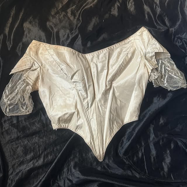 Post by forbiddenfruitvintage