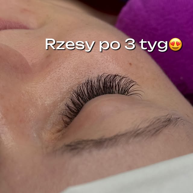 Post by lashes_in_split