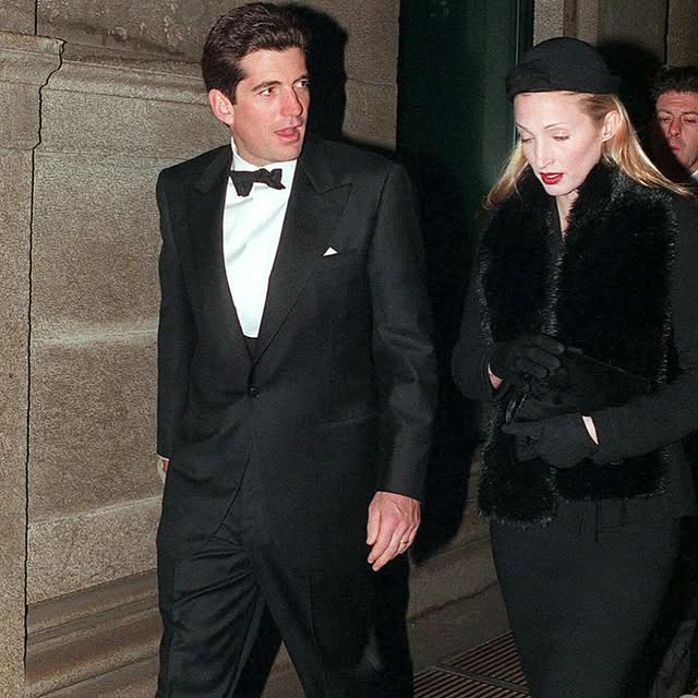 Post by carolyn__bessette