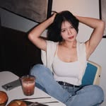 𝑰𝒔 𝑺𝒉𝒚's profile picture