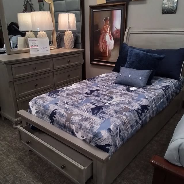 Post by usfurniturefresno
