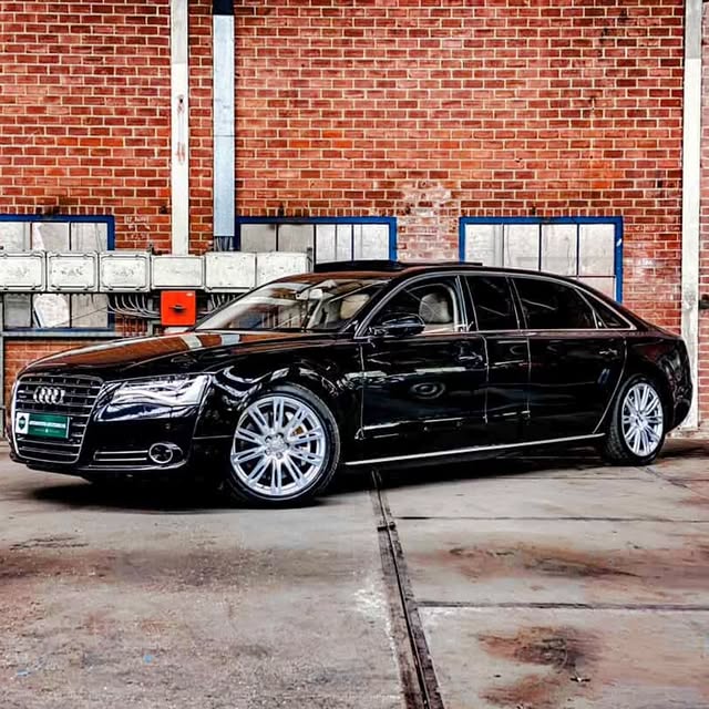 Post by first_limousine_magazine