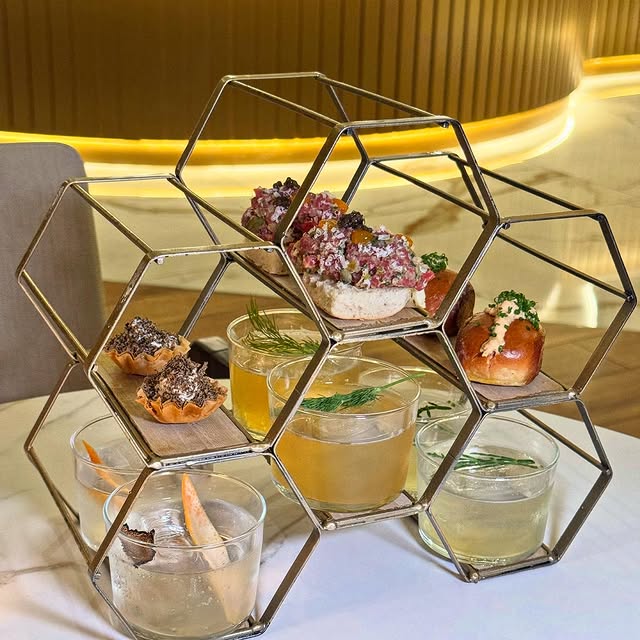 Post by the_red_postcards