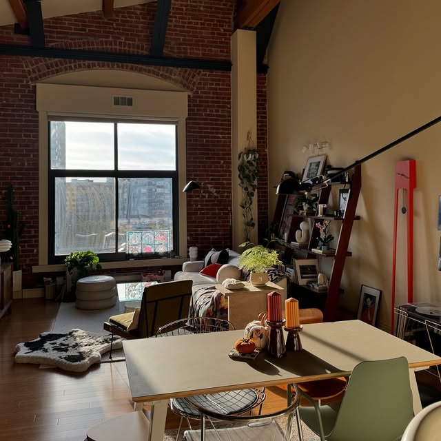 Post by homegirlhannah_