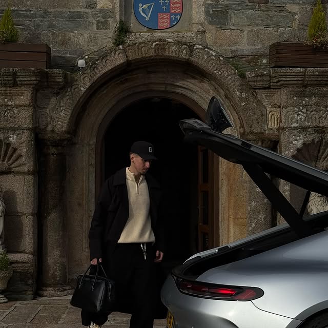 Post by laymedownliam