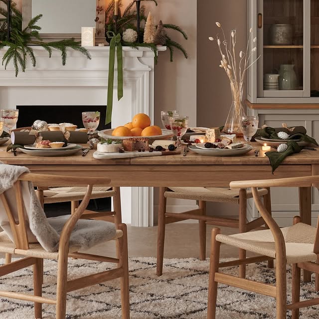 Post by oak_furniture_land