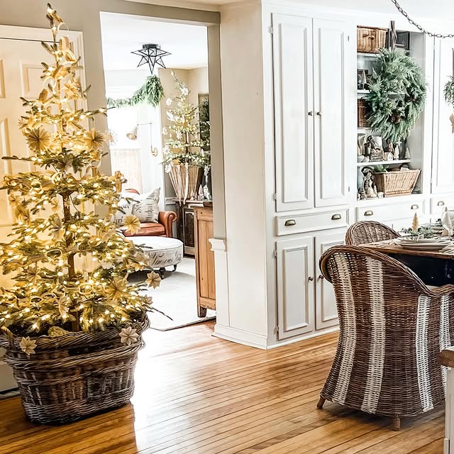 Post by carriedawayantiques