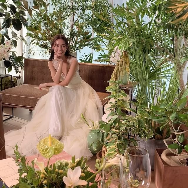 Post by chananasarina