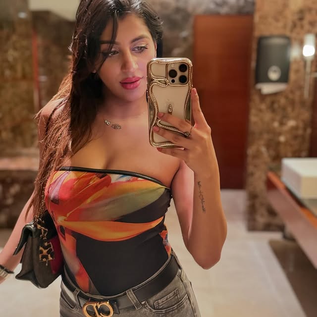 Post by yashikaaannand