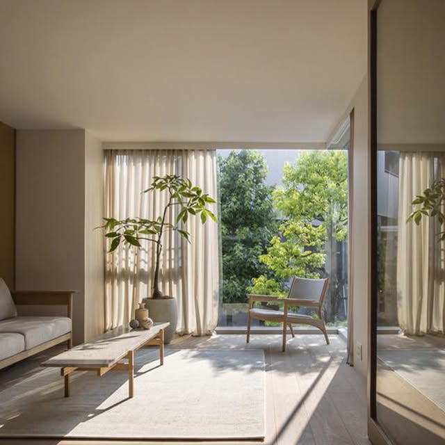 Post by isaloniofficial