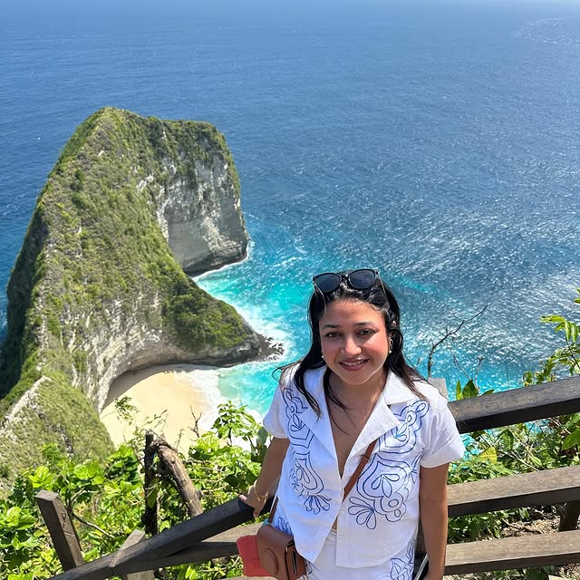 Post by vanshika__sakshi