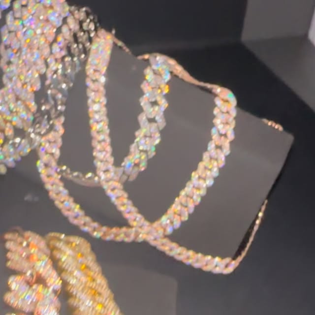 Post by tong.tong80a