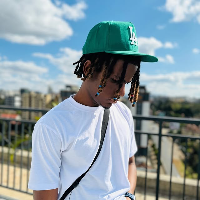 Post by yoboi__nasif