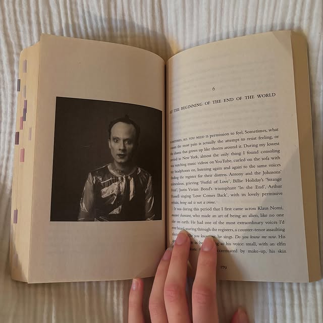 Post by read.with.loisa