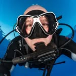 Alex Mustard's profile picture