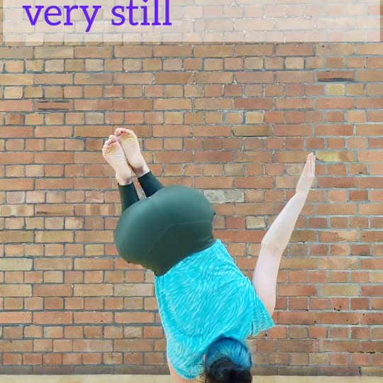 Post by natalie_reckert_handbalancing