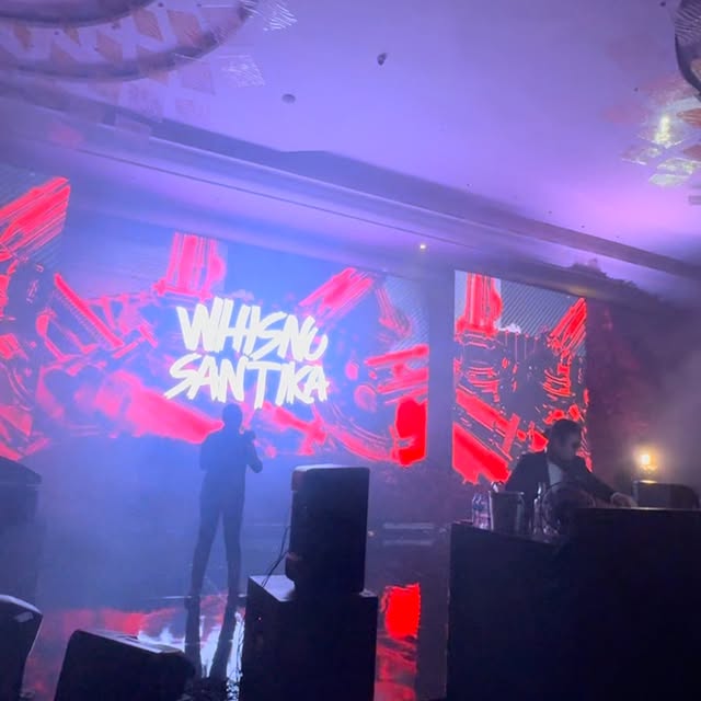 Post by hotmanparisofficial