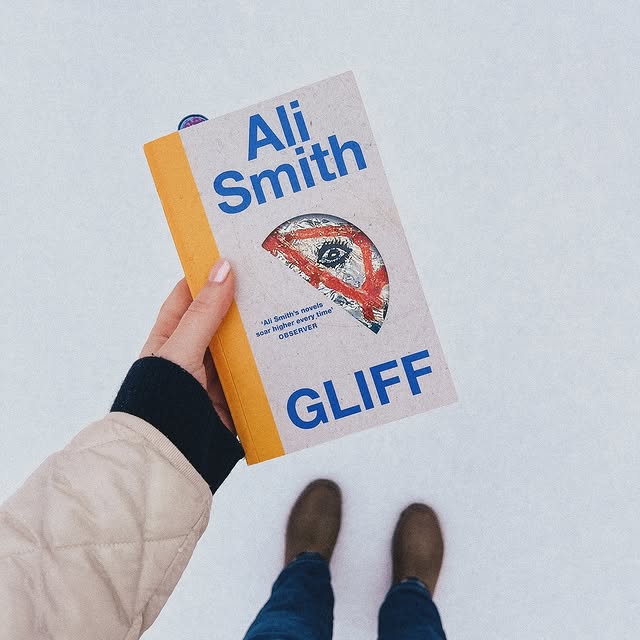 Post by whatphoeberead