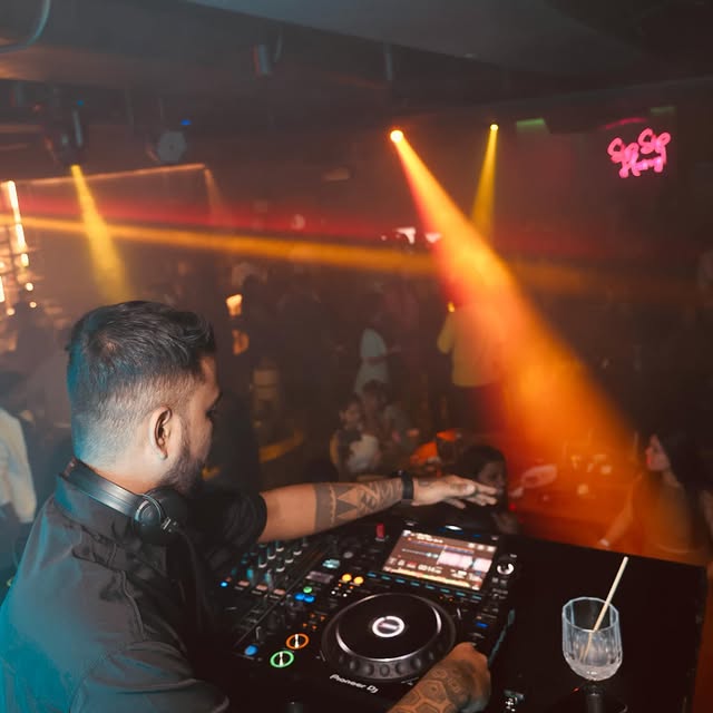 Post by officialdjvaibhav