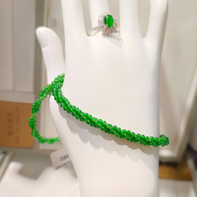 Post by hengjiu_jewellery131