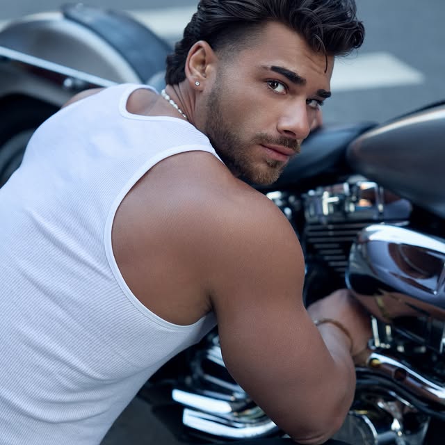 Post by santinobenamatiofficial