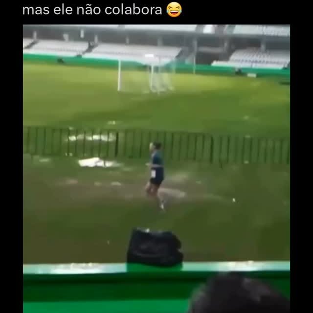 Post by zueirasbrasiloficiall