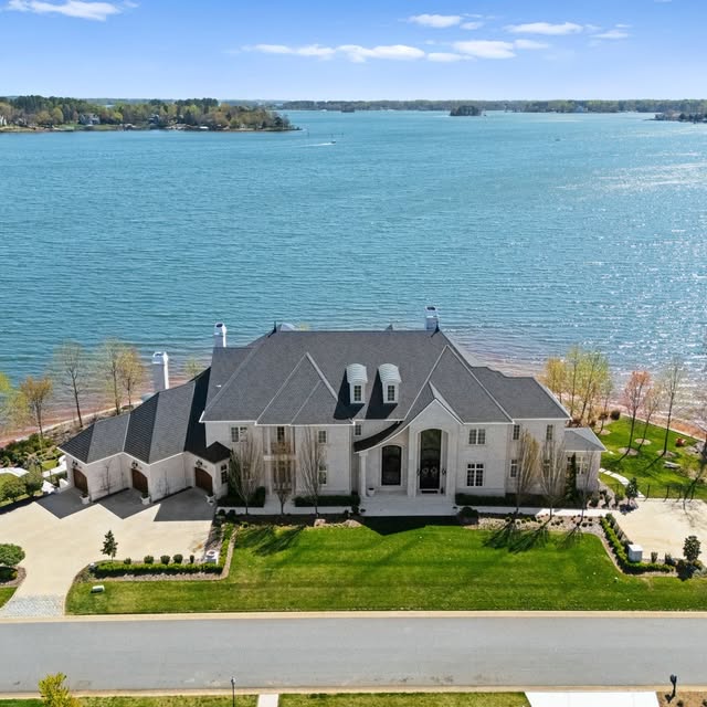 Post by charlotteluxuryhome